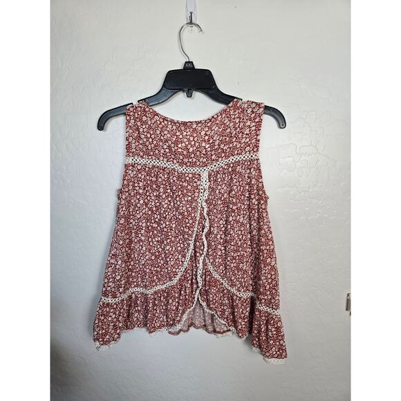 Meave crop overlay red flower top size xs - Picture 4 of 6